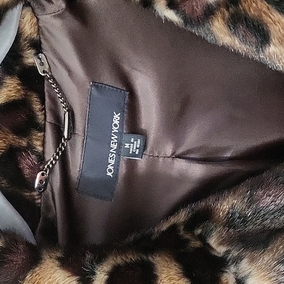 Jones New York Faux Leopard Fur Coat - Picture 2 of 9